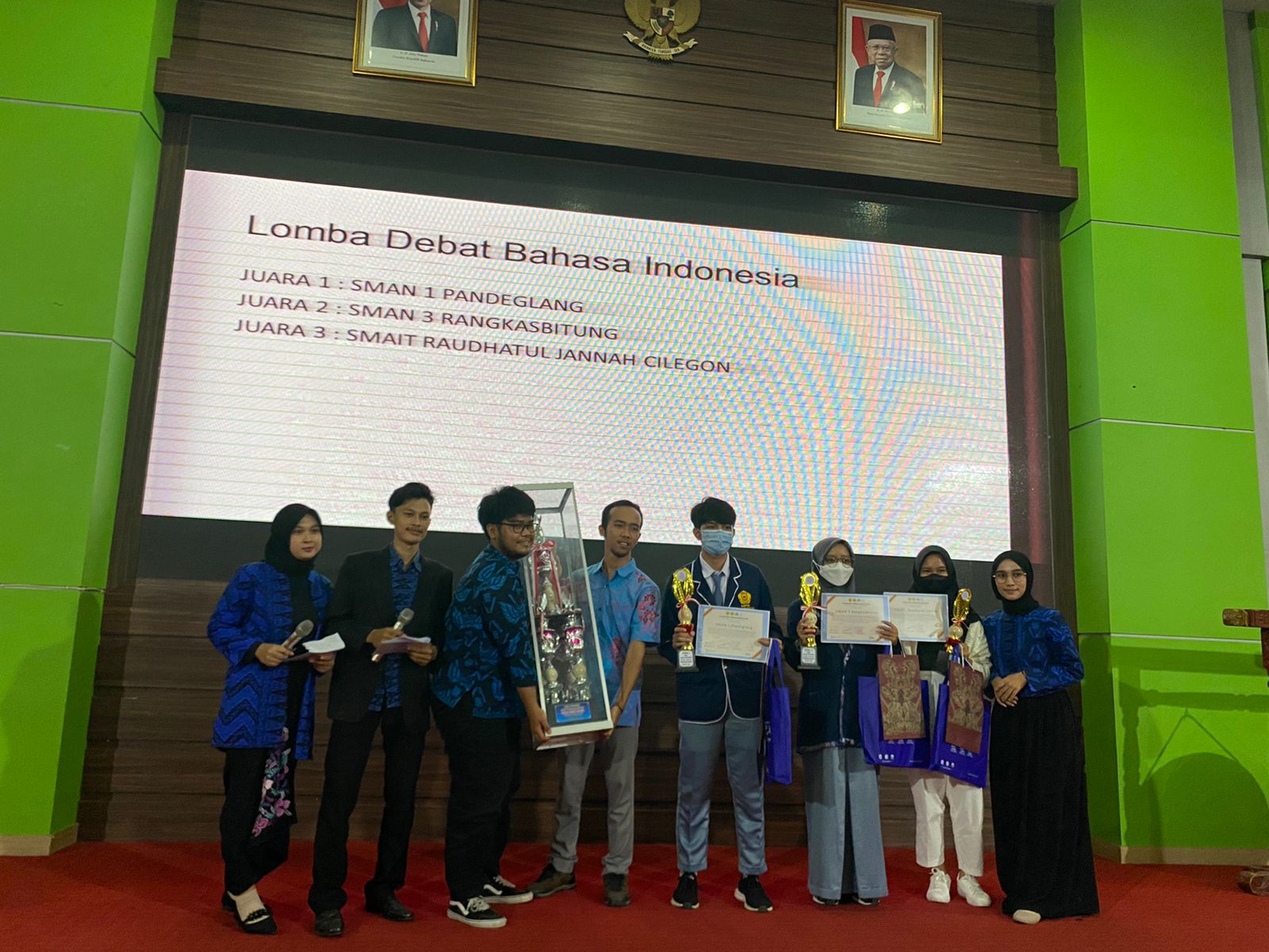 Juara 1 Lomba Debat Bahasa Indonesia Dalam Kegiatan Semarak Bulan ...